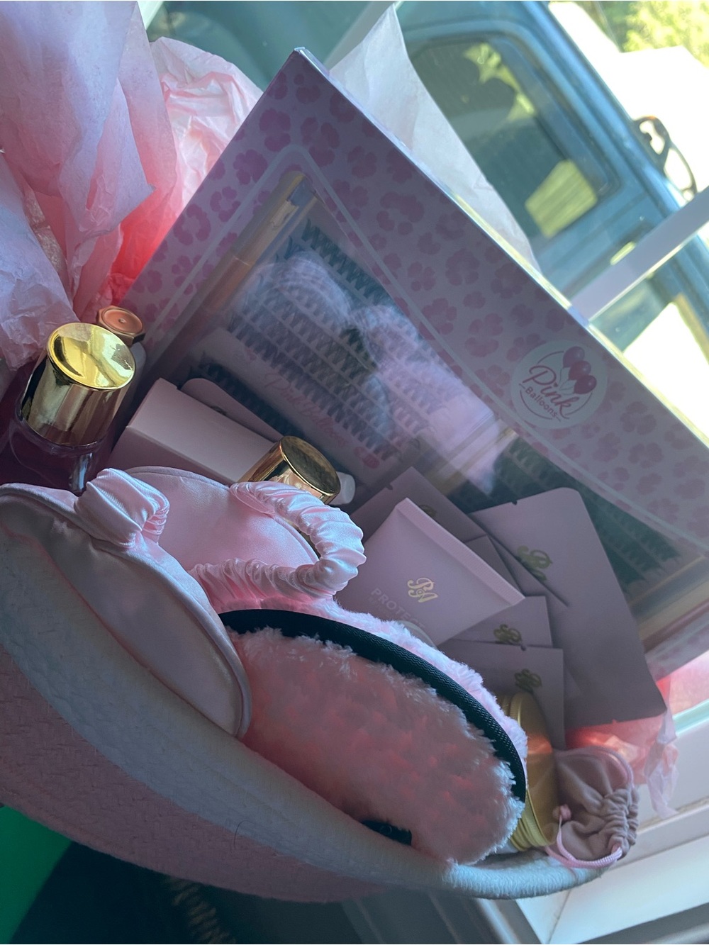 Pink Zebra Pink skincare Gift Set